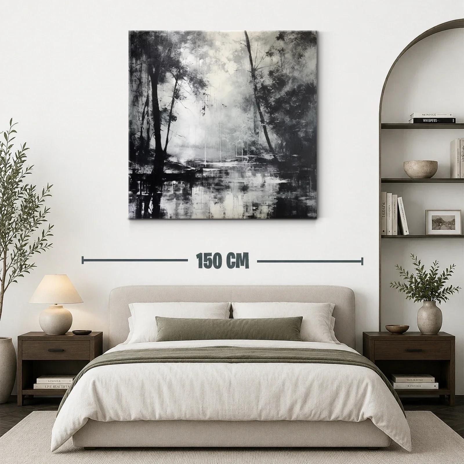 Paisaje monocromo en bosque reflejado en agua — miniatura 3