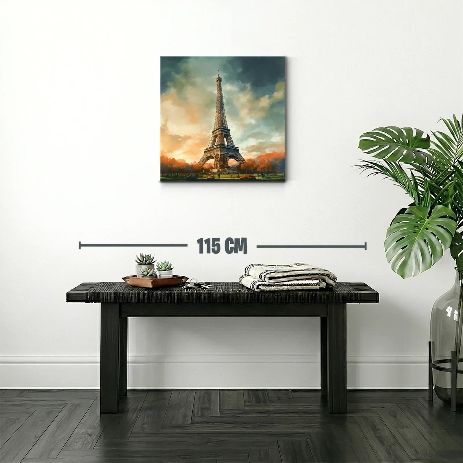 Torre Eiffel al atardecer con cielo dramático — miniatura 2