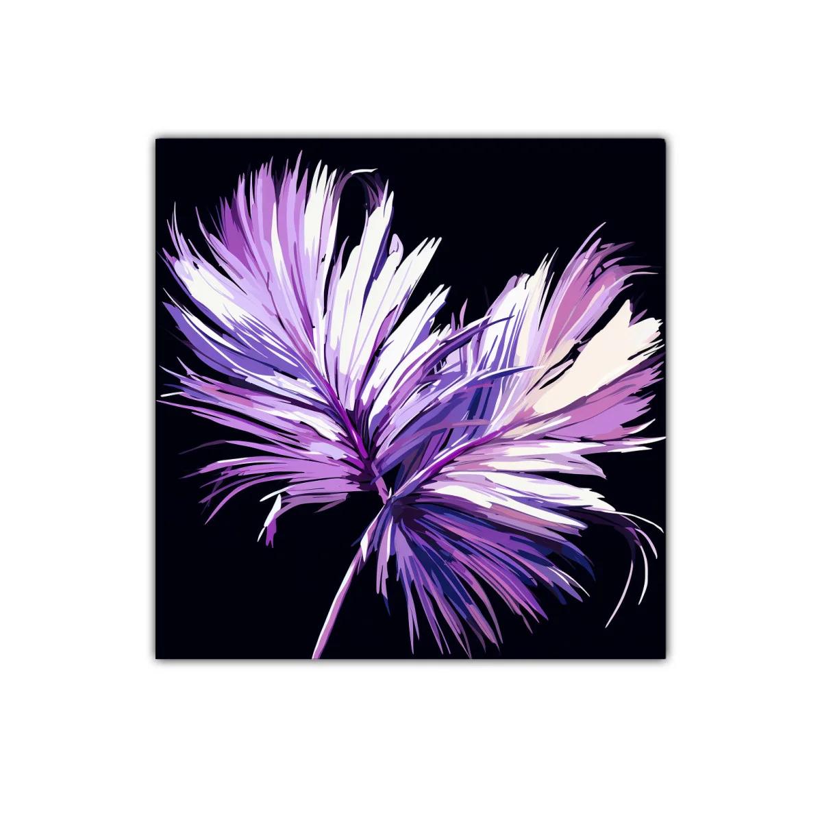 Flor abstracta en tonos lilas y violetas sobre fondo oscuro