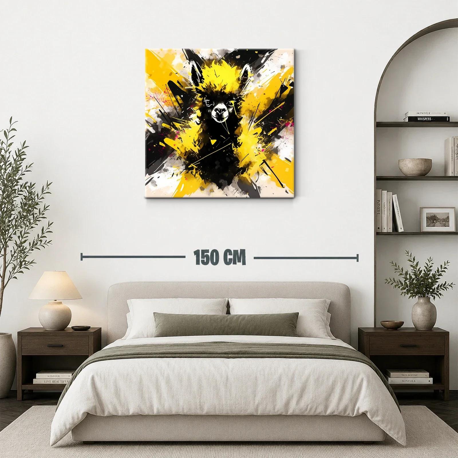 Llama Vibrante con Explosión de Amarillo y Negro — miniatura 3