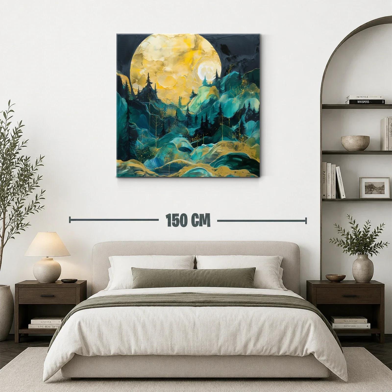 Paisaje Nocturno con Luna y Bosque en Tonos Dorados y Verdes — miniatura 3