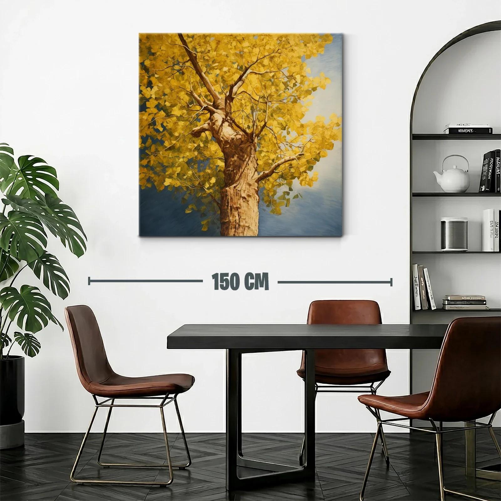 Árbol dorado bajo un cielo sereno — miniatura 2