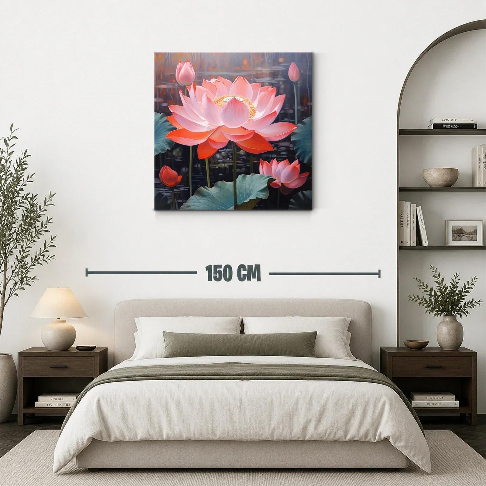 Flor de loto en tonos cálidos y fondo oscuro — miniatura 3