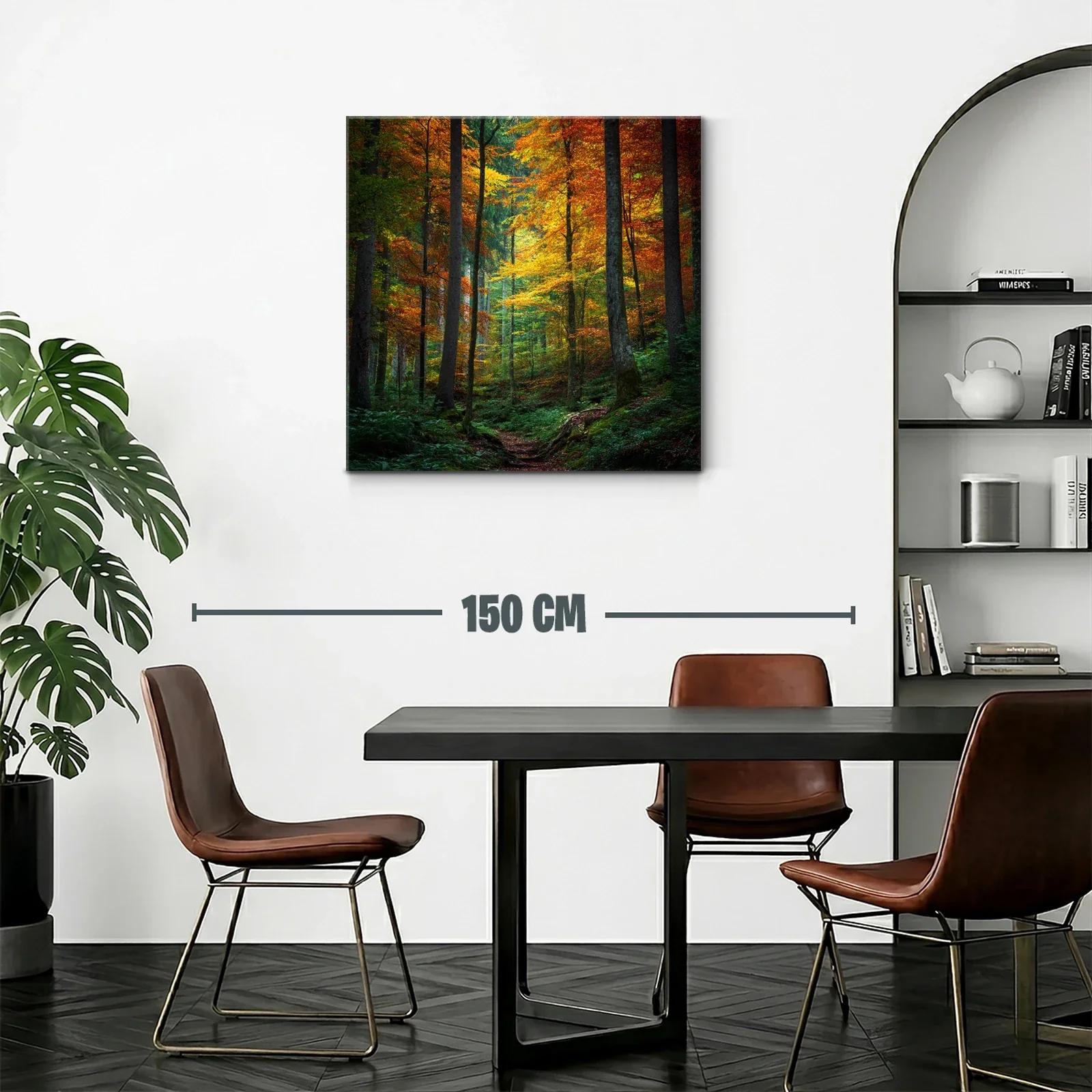 Bosque otoñal con vibrantes hojas anaranjadas y verdes — miniatura 2