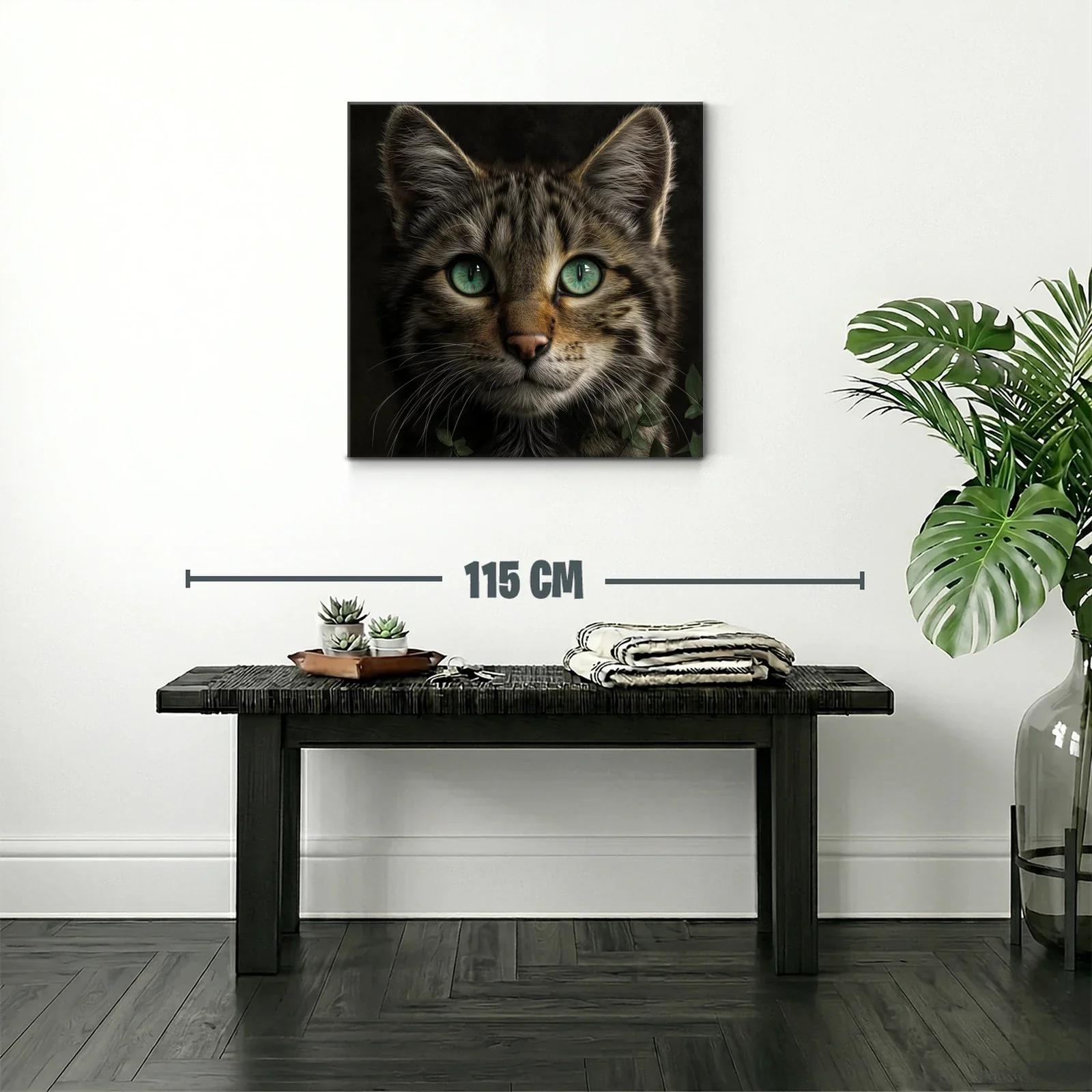 Retrato fascinante de un gato con ojos verdes intensos — miniatura 2