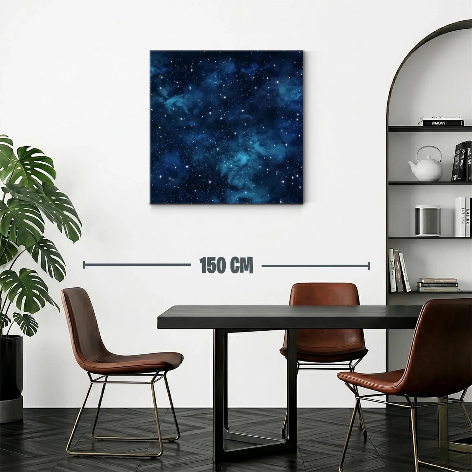 Estrellado cielo nocturno con nebulosas en tonos azules — miniatura 2