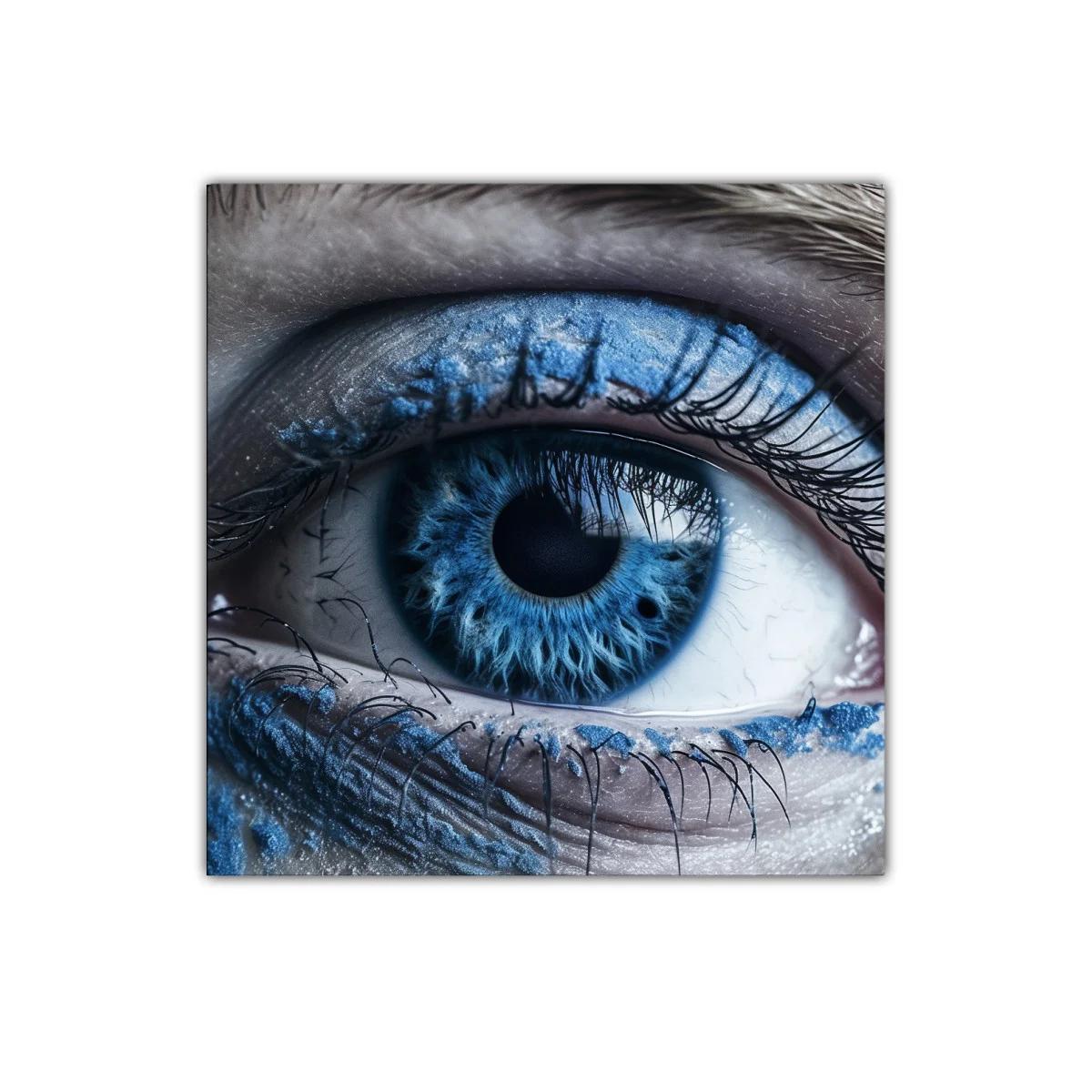 Impactante visión azul con detalles expresivos y textura — imagen principal