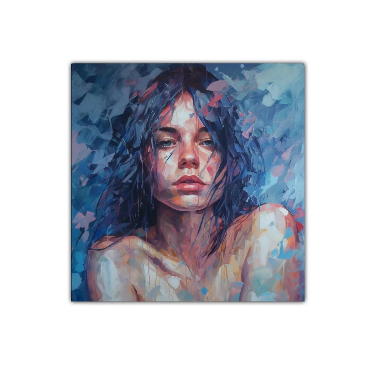 Retrato expresivo de mujer en tonos fríos y cálidos — imagen principal