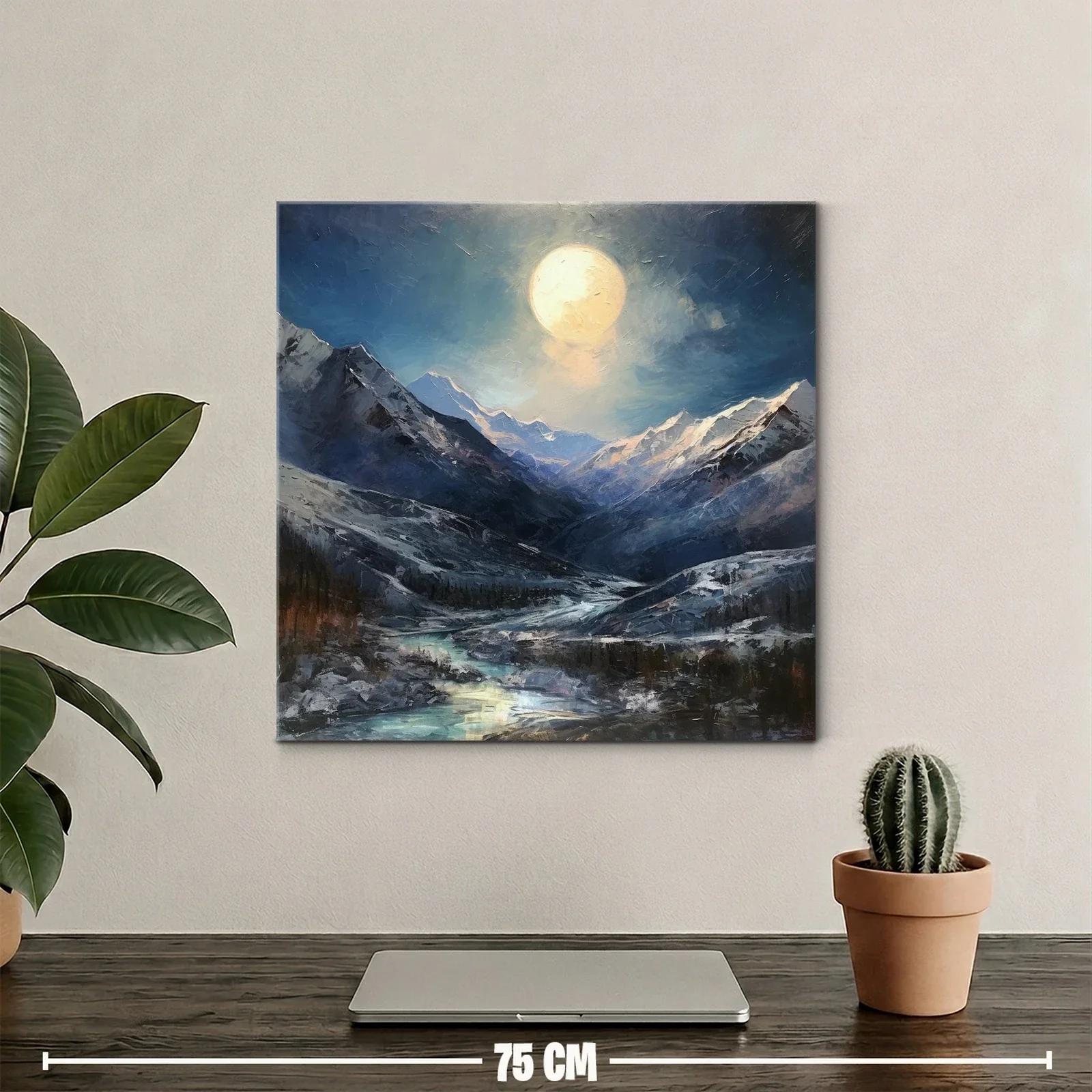 Paisaje nocturno con montañas nevadas y luna llena brillante — miniatura 2