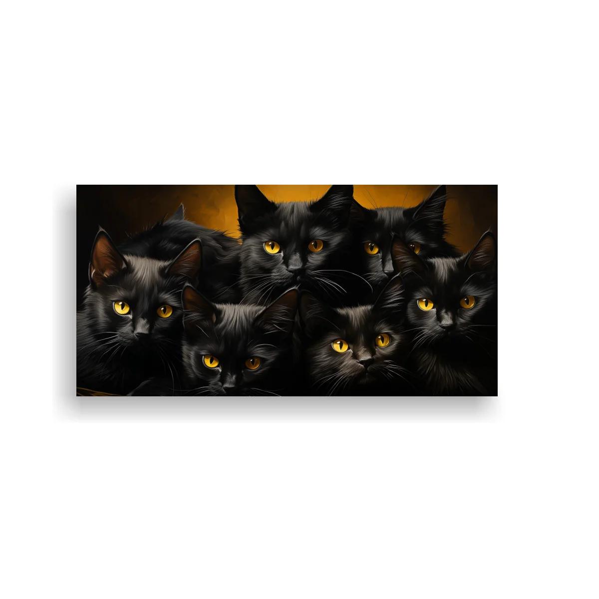 Cuadro grupo de gatos negros con ojos amarillos y fondo oscuro