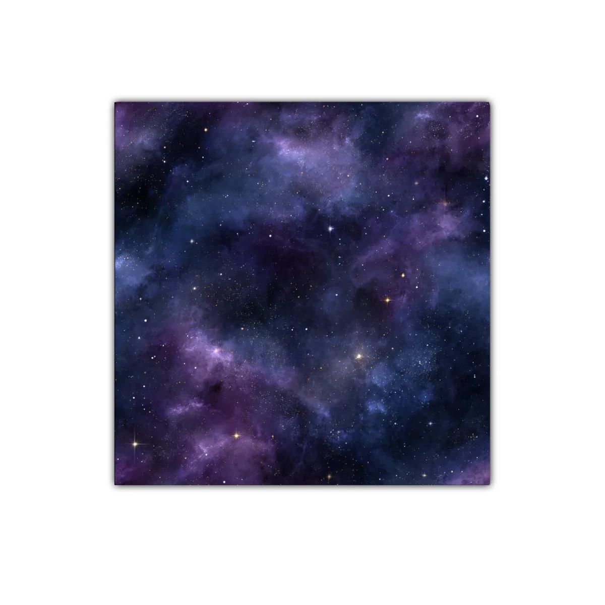 Cuadro de galaxia con tonos morados y azul oscuro
