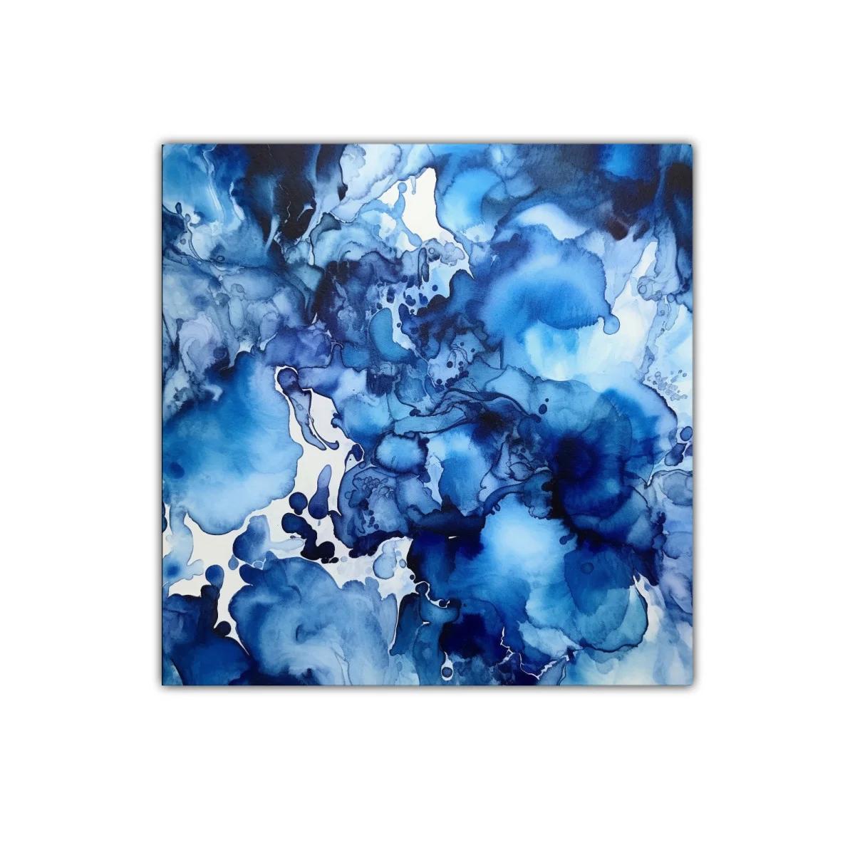 Composición abstracta en gamas de azul y blanco — imagen principal