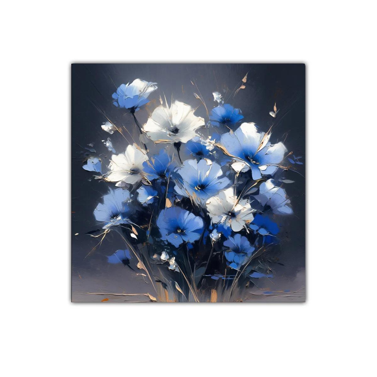 Ramo de flores azules y blancas con destellos dorados