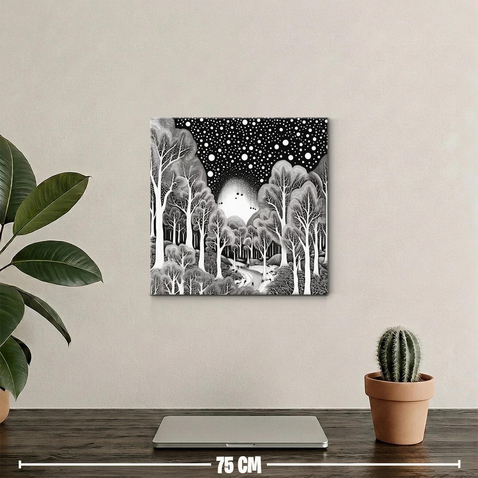 Bosque mágico bajo un cielo estrellado en blanco y negro — miniatura 2