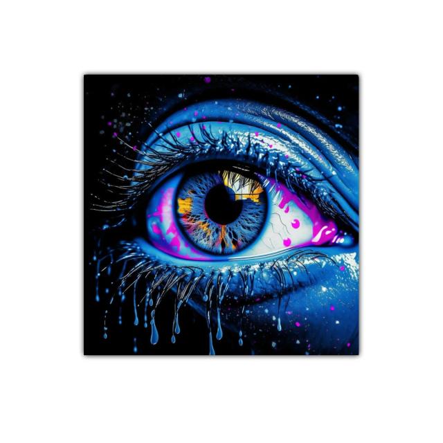 Impactante mirada con vibrantes tonos azules y detalles fluorescentes