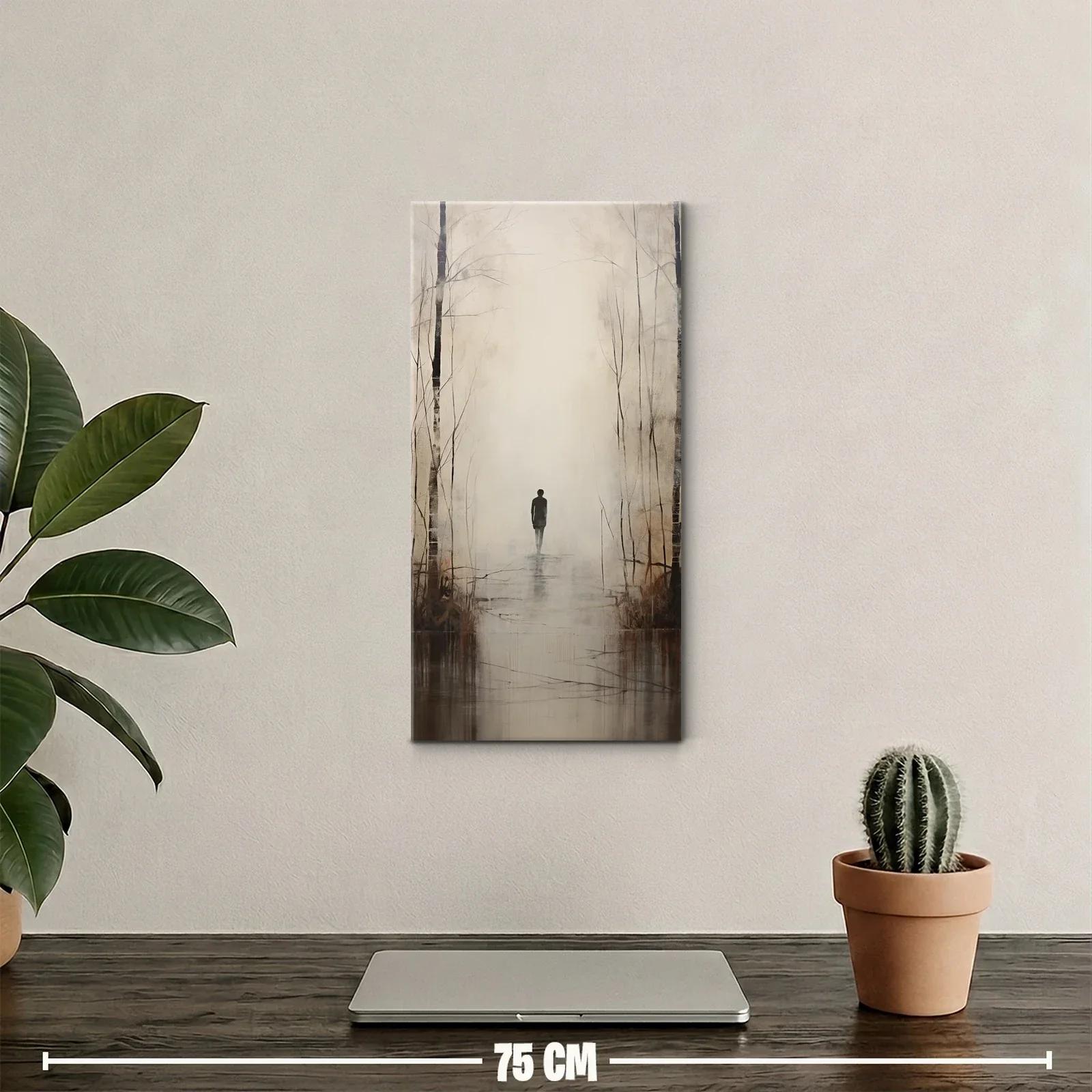 Cuadro figura humana solitaria en bosque brumoso — miniatura 2