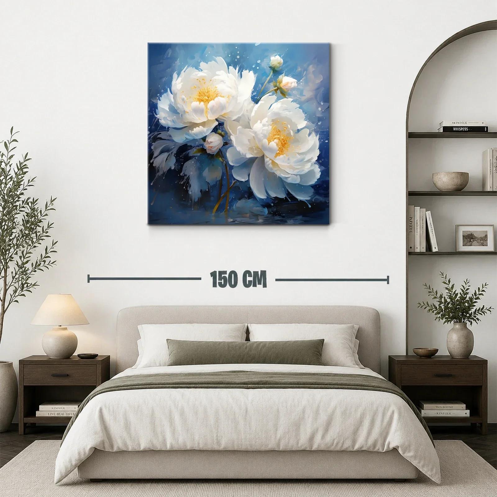 Flores blancas delicadas sobre fondo azul vibrante — miniatura 3