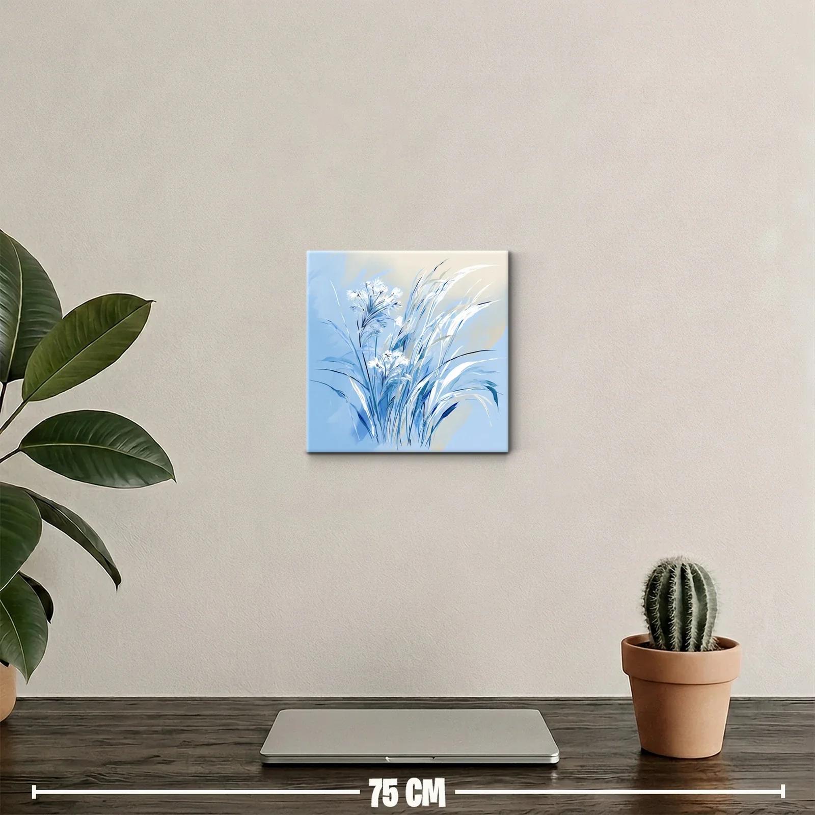 Delicada composición de flores y hojas en tonos azules — miniatura 2