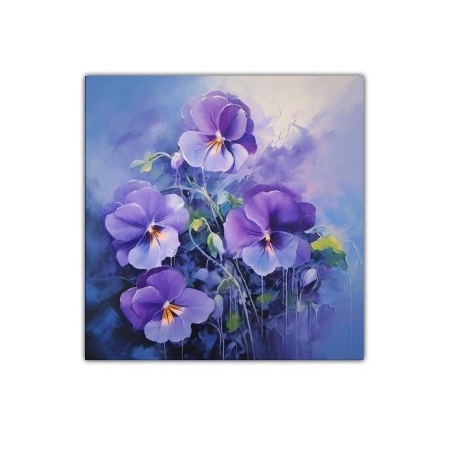 Flores violetas en delicada composición elegante y natural