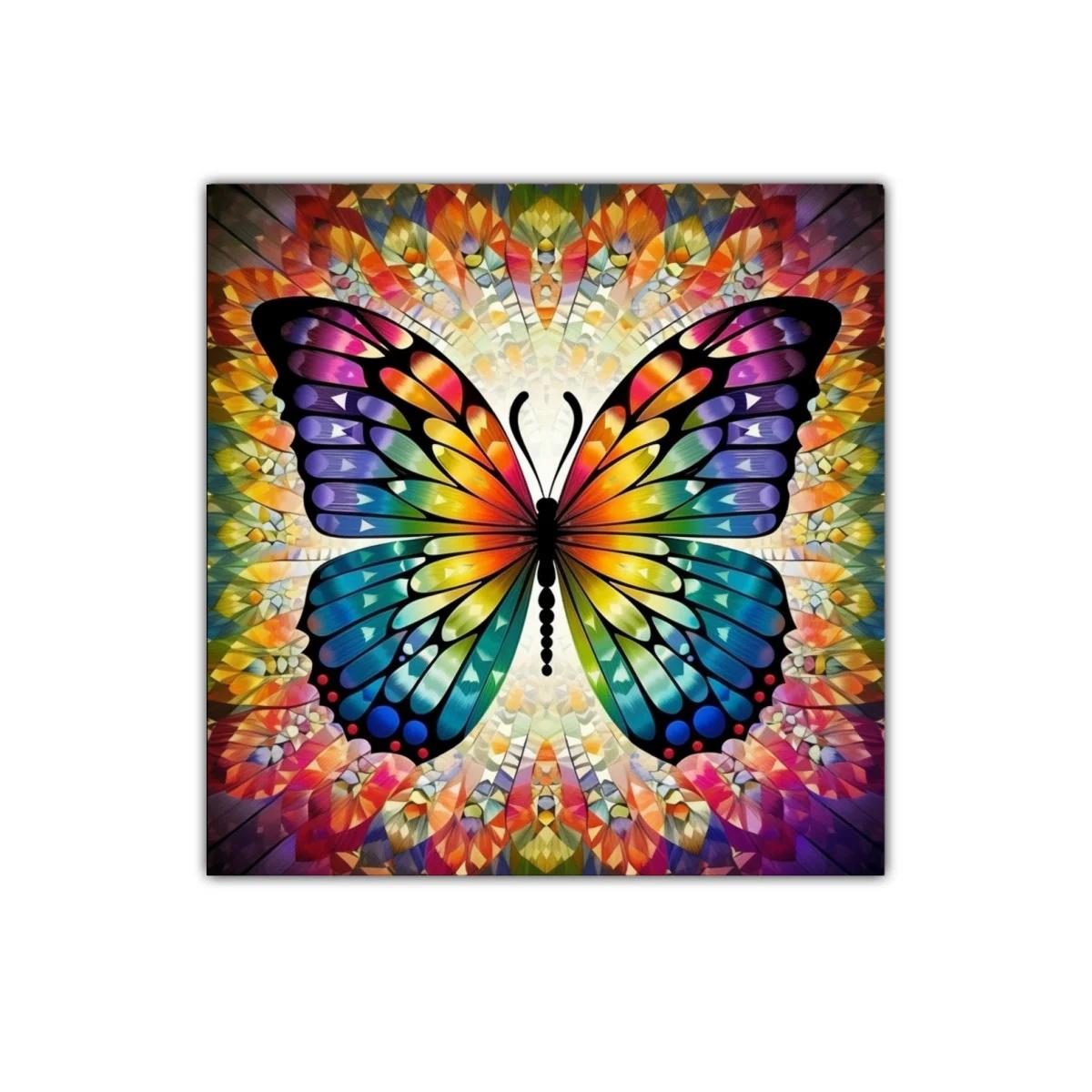 Mariposa multicolor con diseño caleidoscópico vibrante — imagen principal