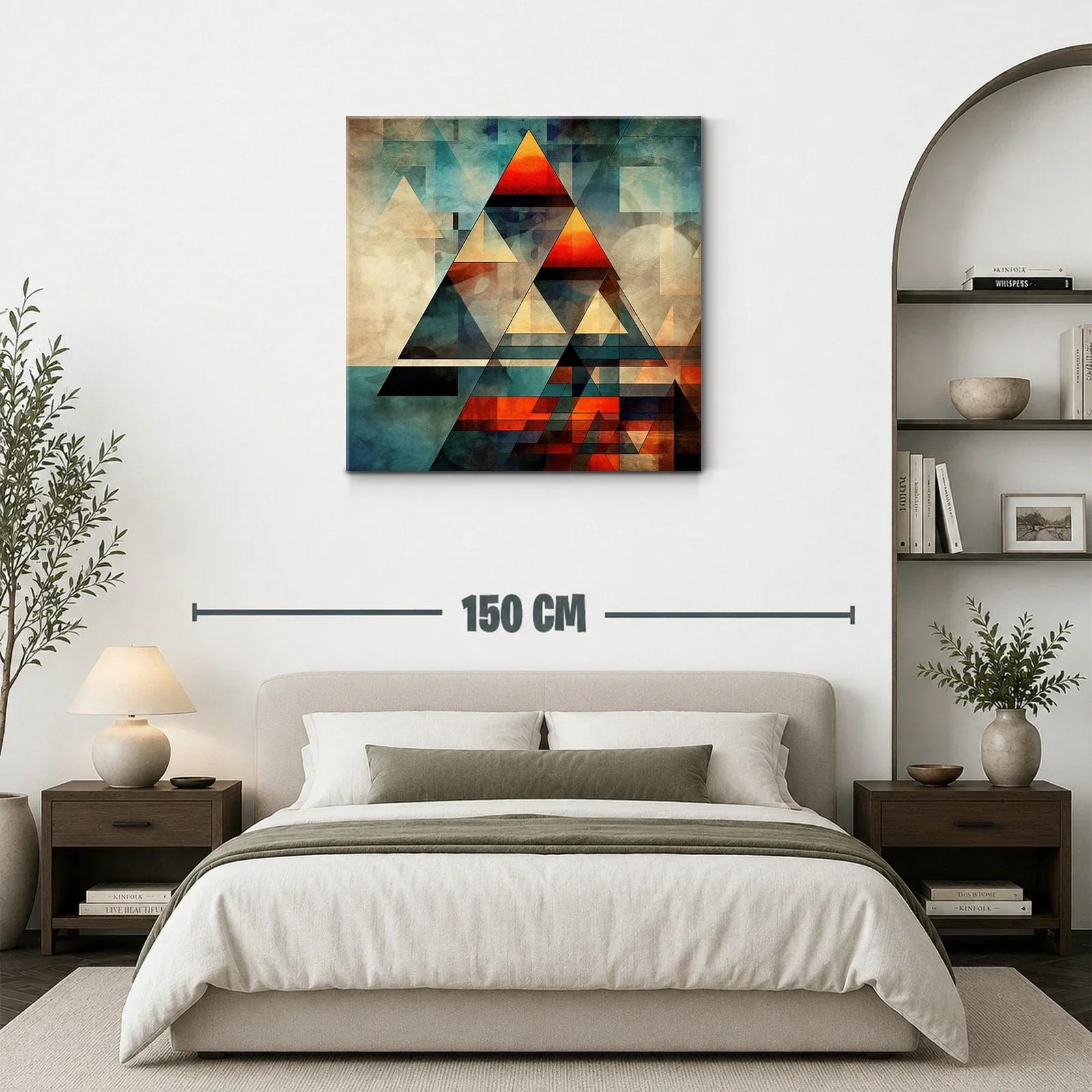 Composición abstracta con triángulos en tonos cálidos y fríos — miniatura 3