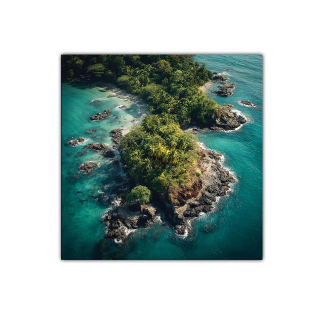 Paraíso tropical entre aguas cristalinas y rocas volcánicas