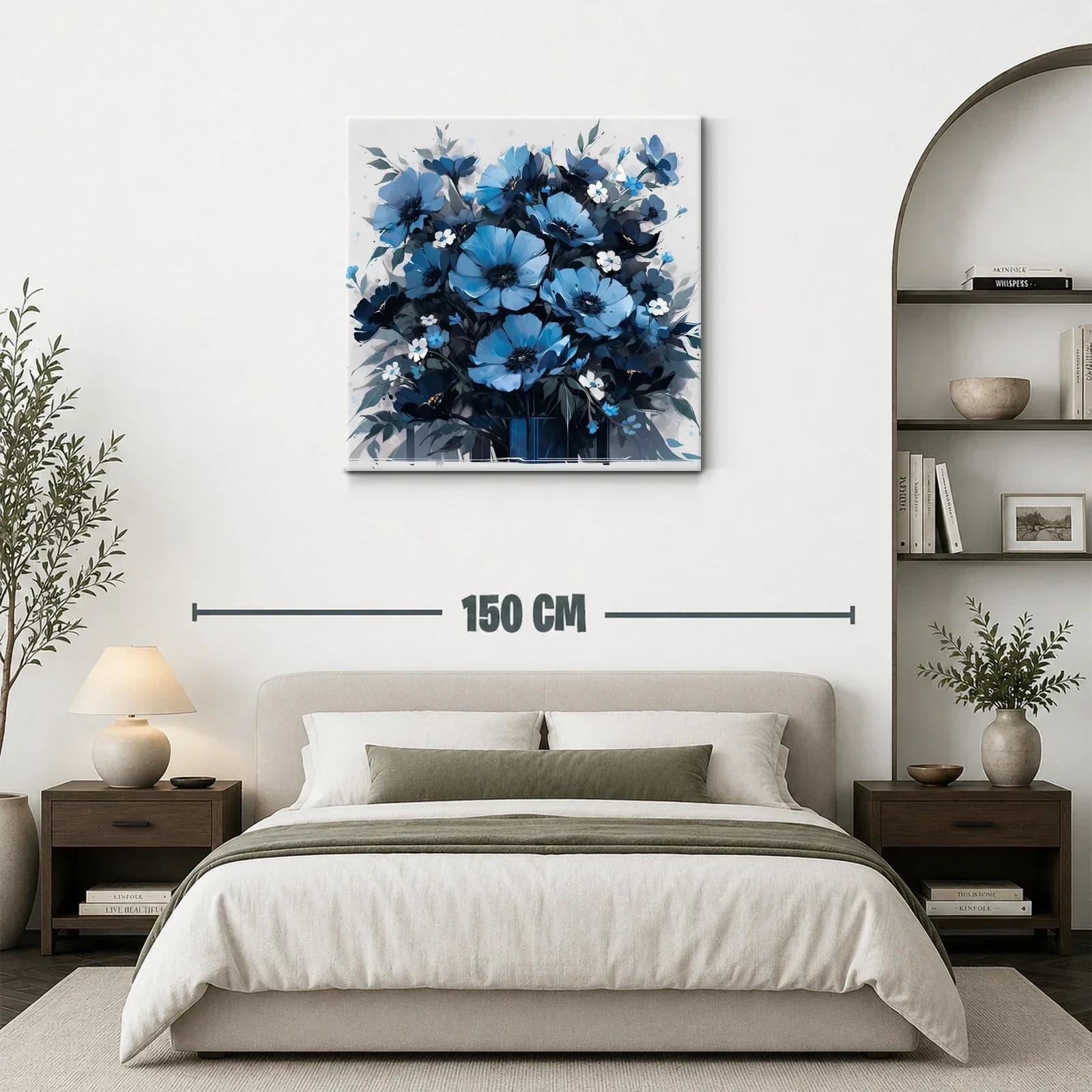 Ramo de flores en tonos azules con toque elegante — miniatura 3