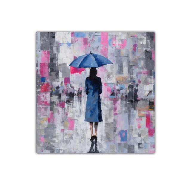 Mujer con paraguas azul en paisaje urbano abstracto