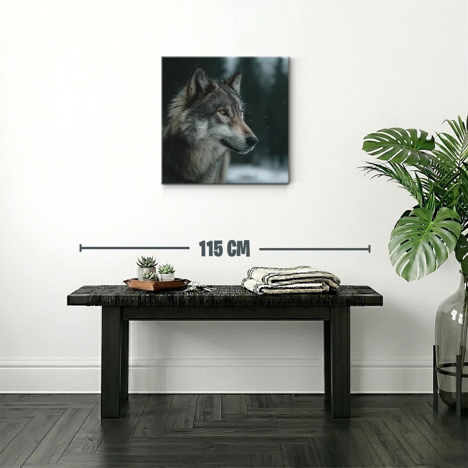 Retrato de lobo en ambiente invernal con mirada intensa — miniatura 2