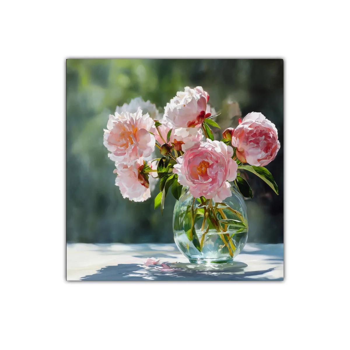 Elegancia natural con ramo de peonías en vidrio — imagen principal