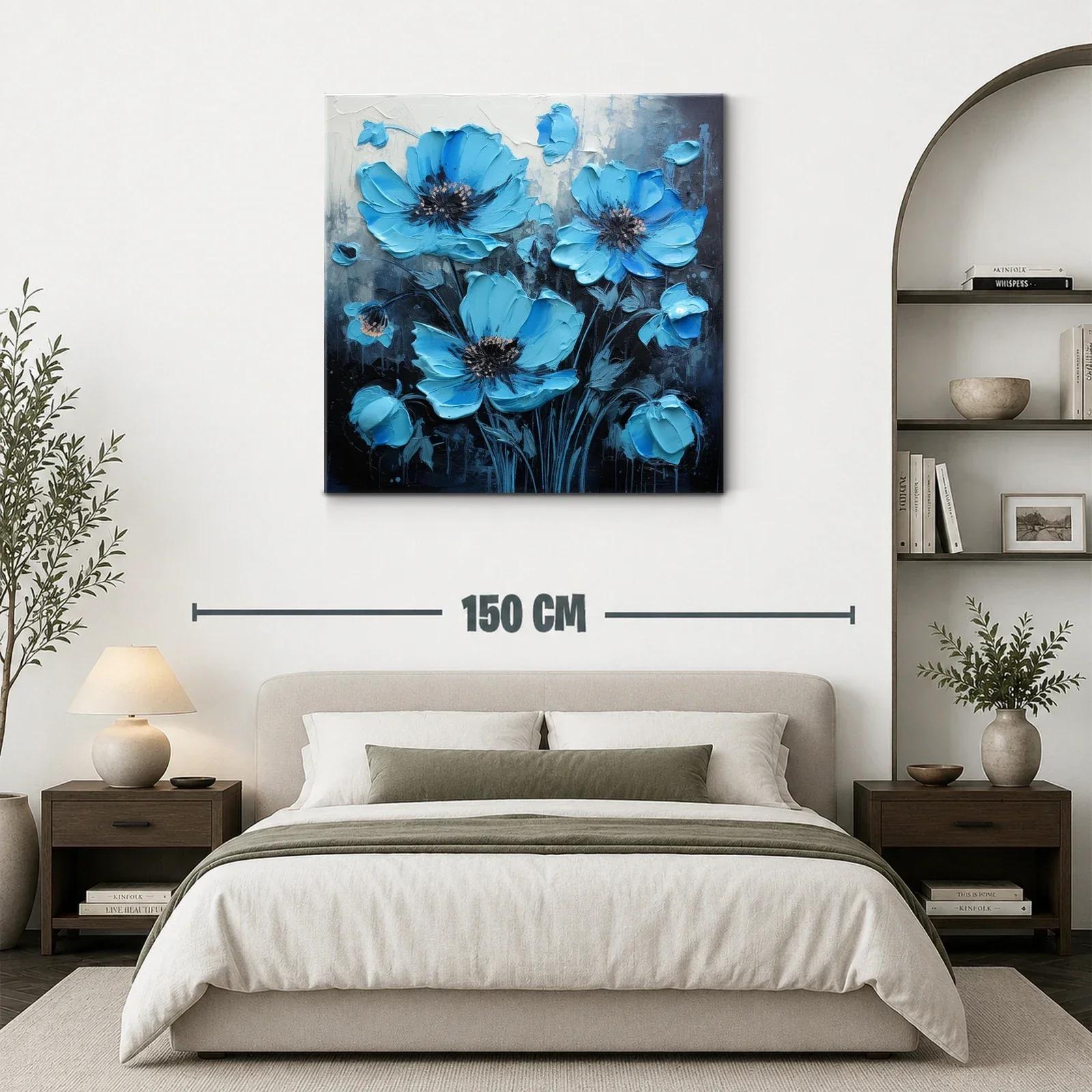 Flores azules vibrantes sobre fondo oscuro elegante — miniatura 3
