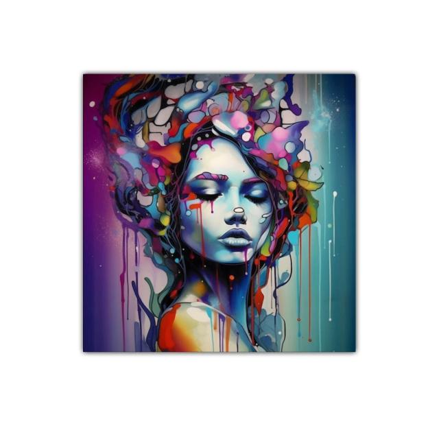 Rostro femenino envuelto en explosión de colores vibrantes