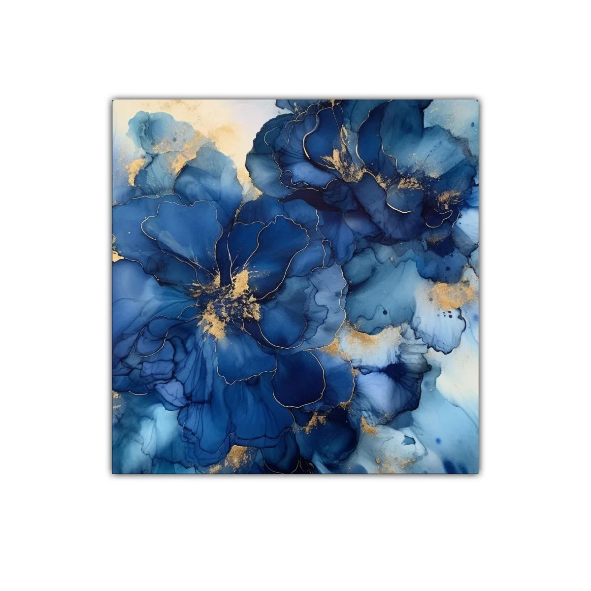 Flores abstractas en tonos azules con detalles dorados