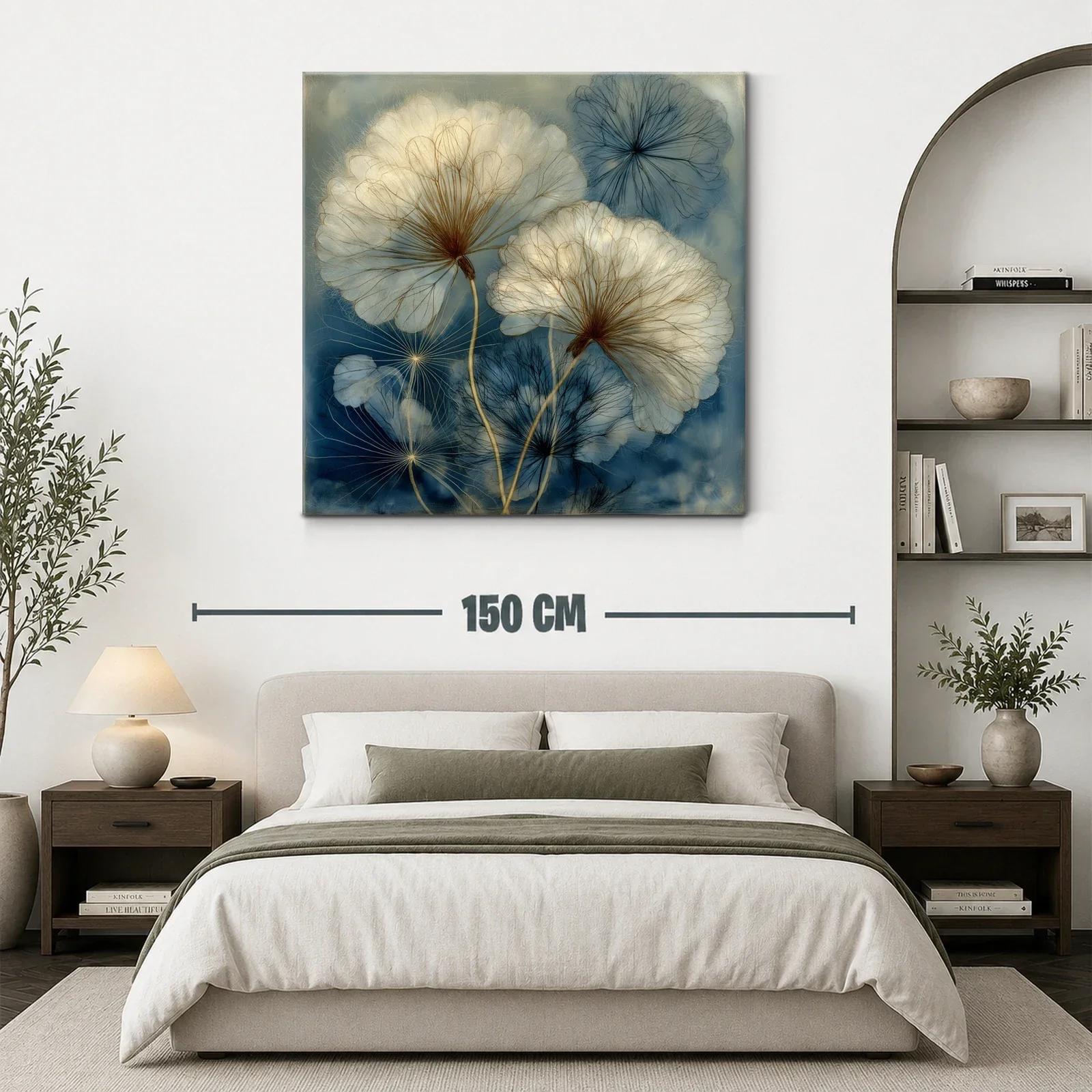 Delicadas flores en tonos beige y azul para un ambiente sereno — miniatura 3