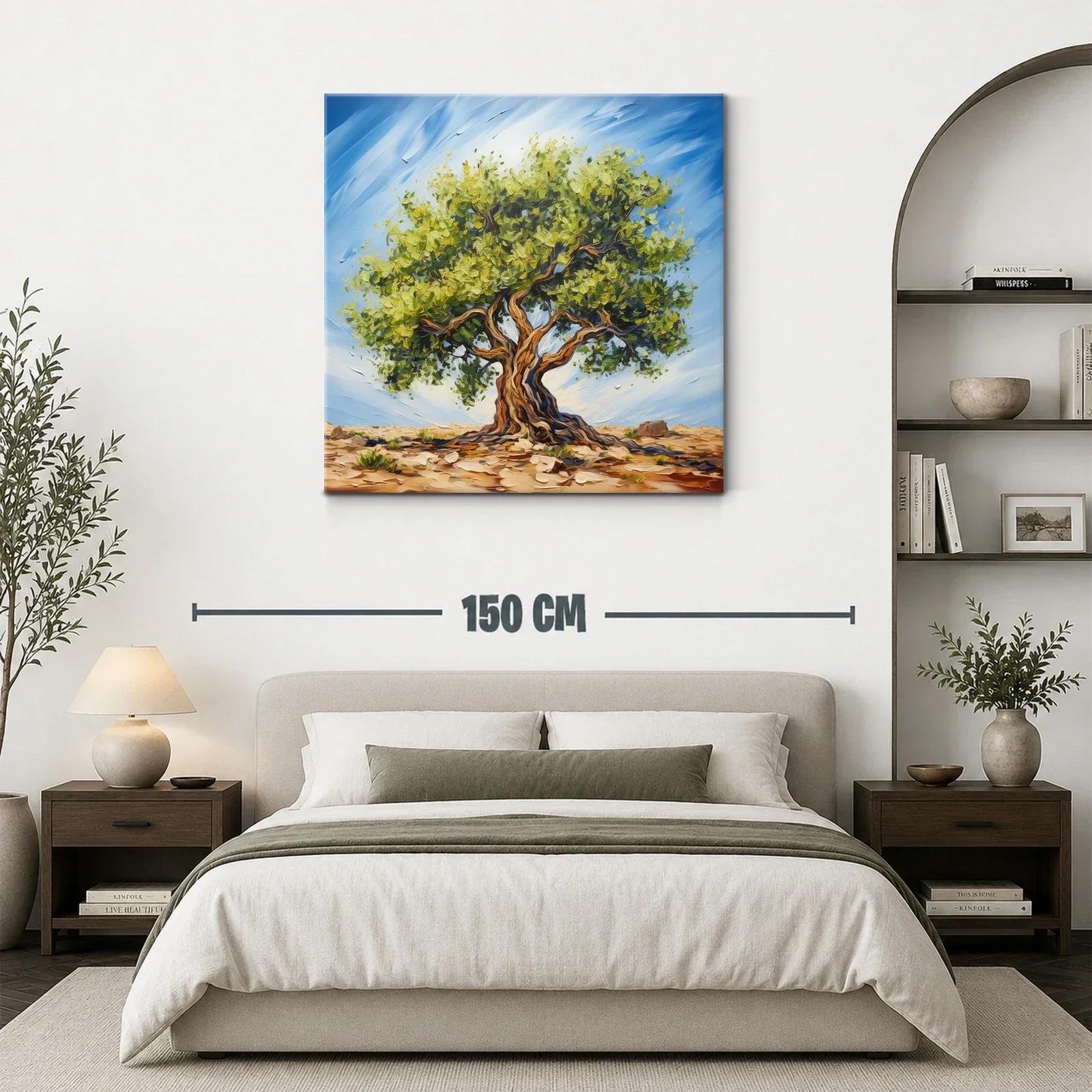 Árbol robusto en paisaje soleado con cielo azul — miniatura 3