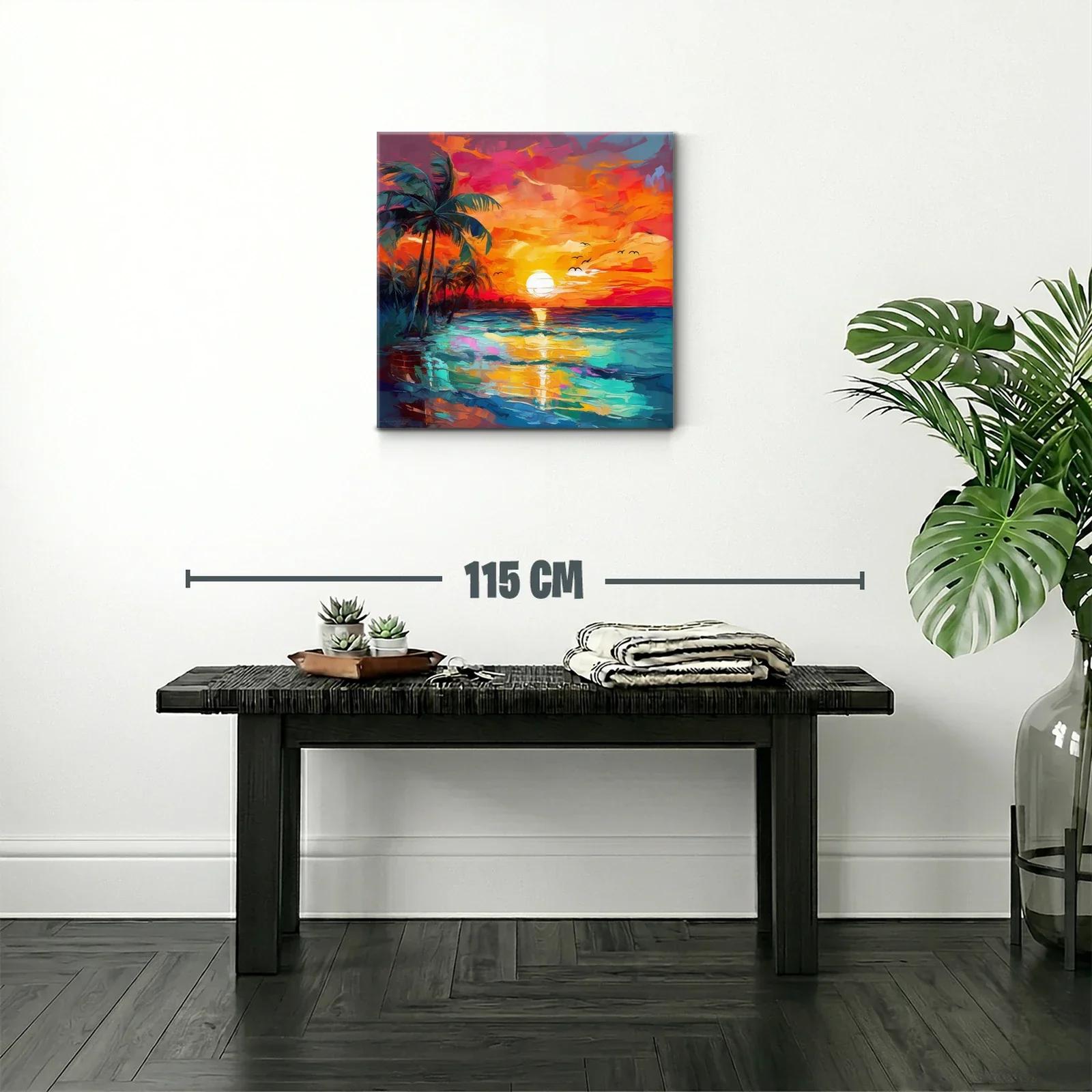 Atardecer vibrante con palmeras y reflejos en el mar — miniatura 2