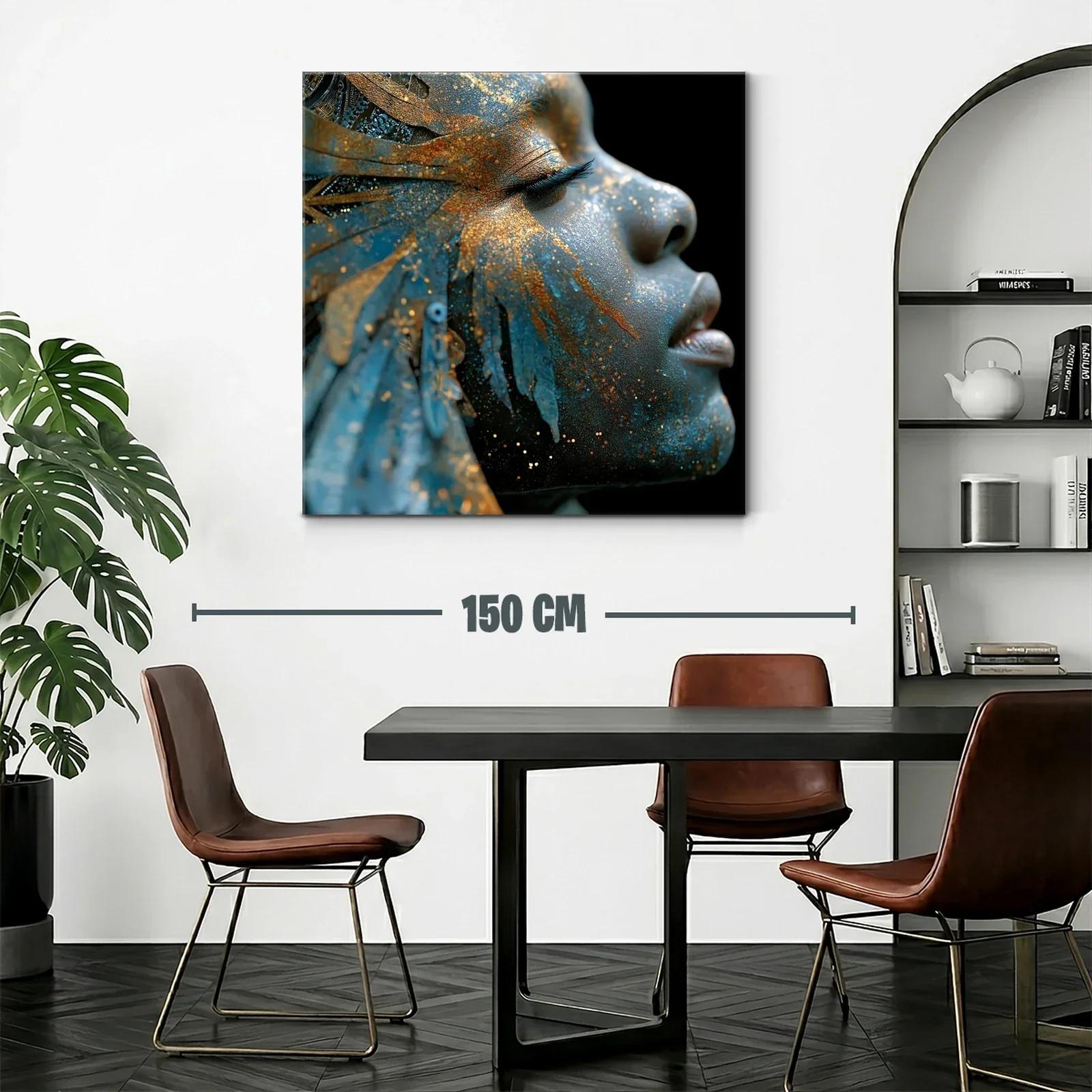 Rostro artístico con detalles dorados y tonos azules — miniatura 2