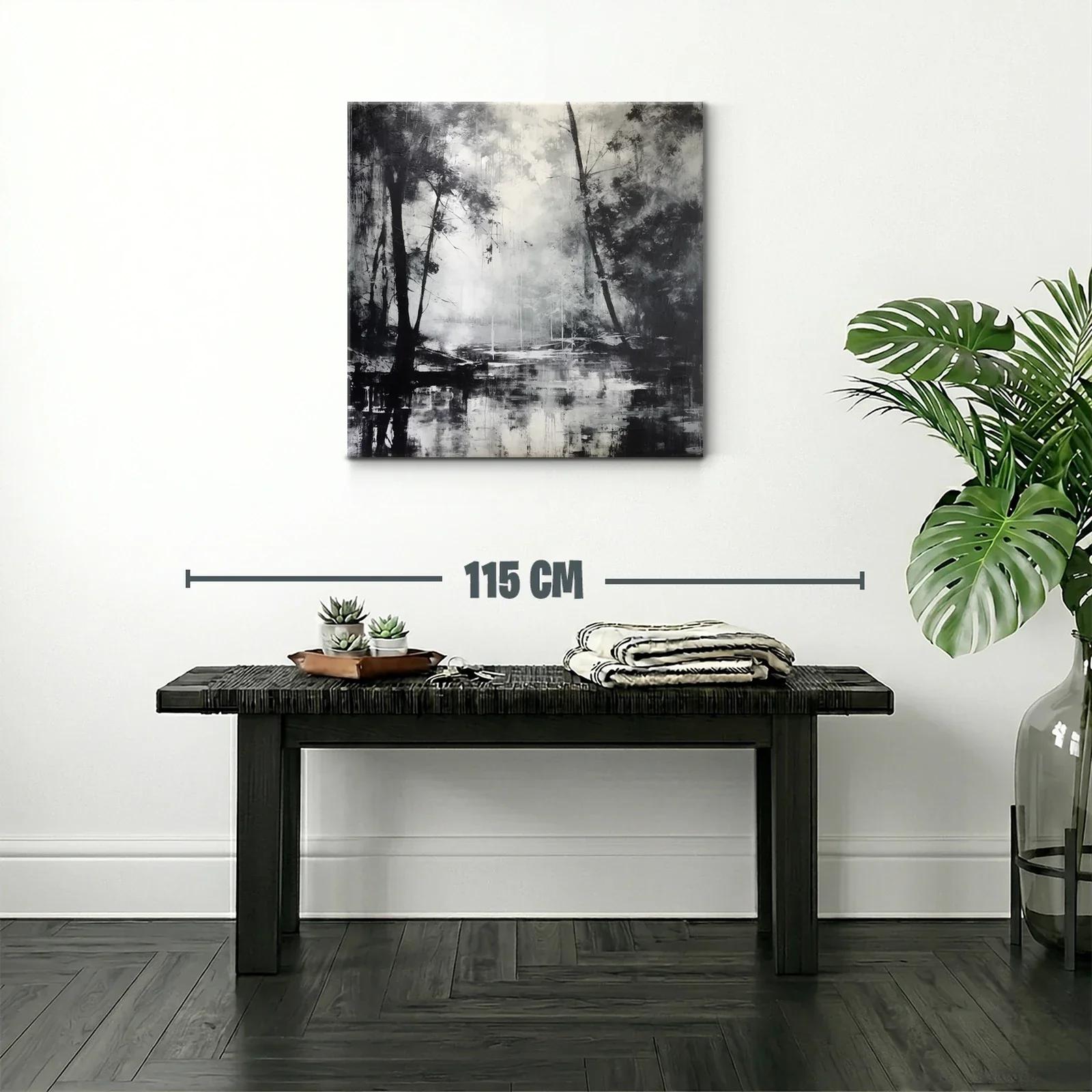 Paisaje monocromo en bosque reflejado en agua — miniatura 2