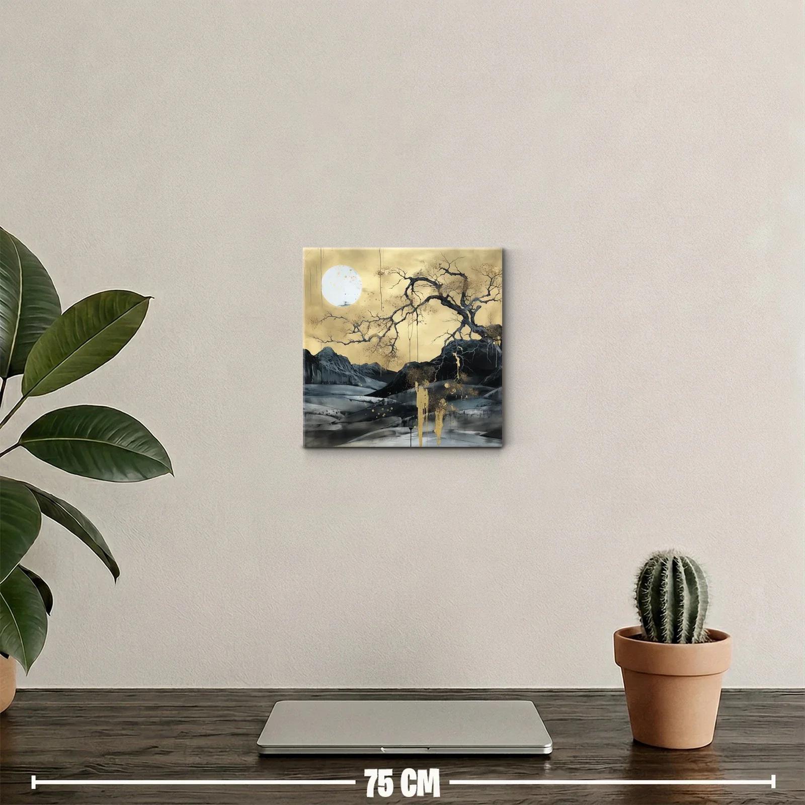 Paisaje nocturno con luna llena y árbol dorado — miniatura 2