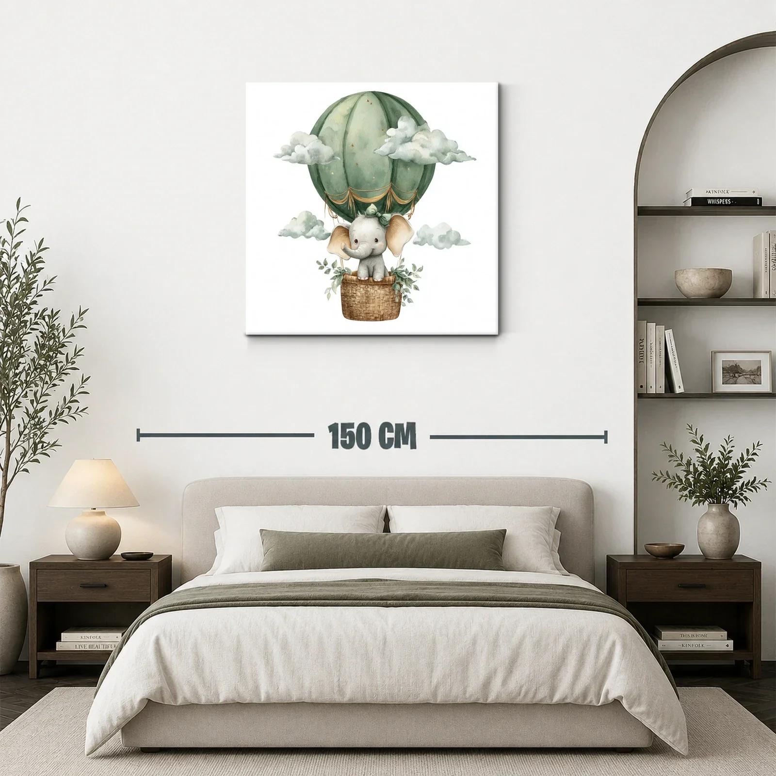 Elefante tierno volando en globo verde con nubes suaves — miniatura 3