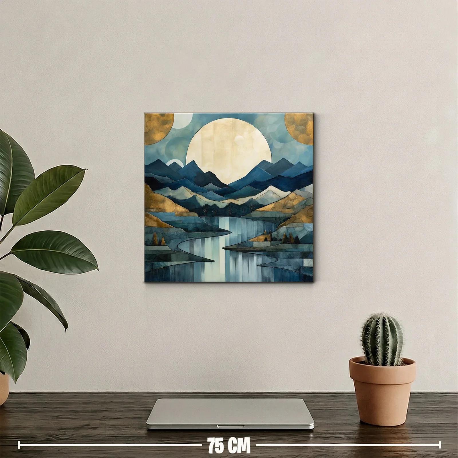 Paisaje montañoso con luna llena en tonos azul y dorado — miniatura 2
