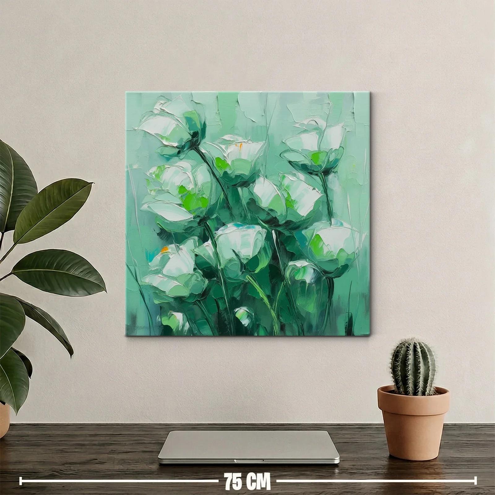 Cuadro floral con tonos verdes y blancos suaves — miniatura 2