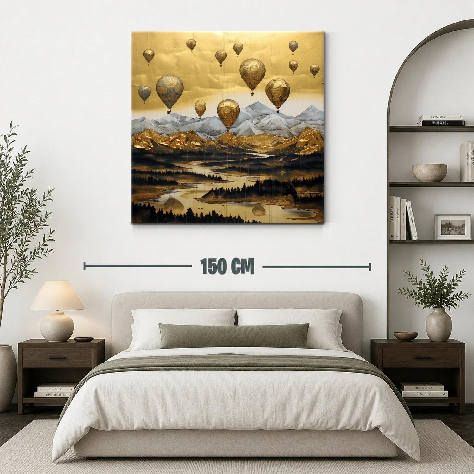 Paisaje dorado con globos aerostáticos sobre montañas — miniatura 3