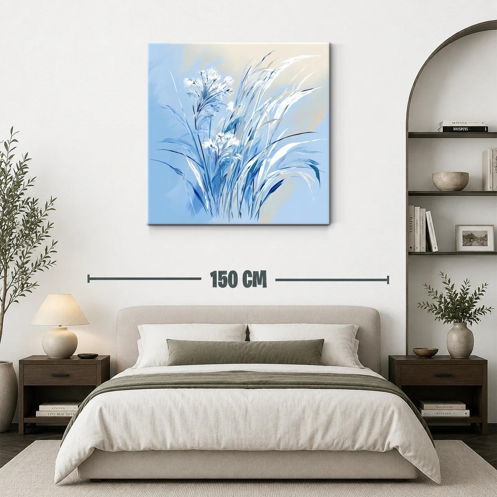 Delicada composición de flores y hojas en tonos azules — miniatura 3