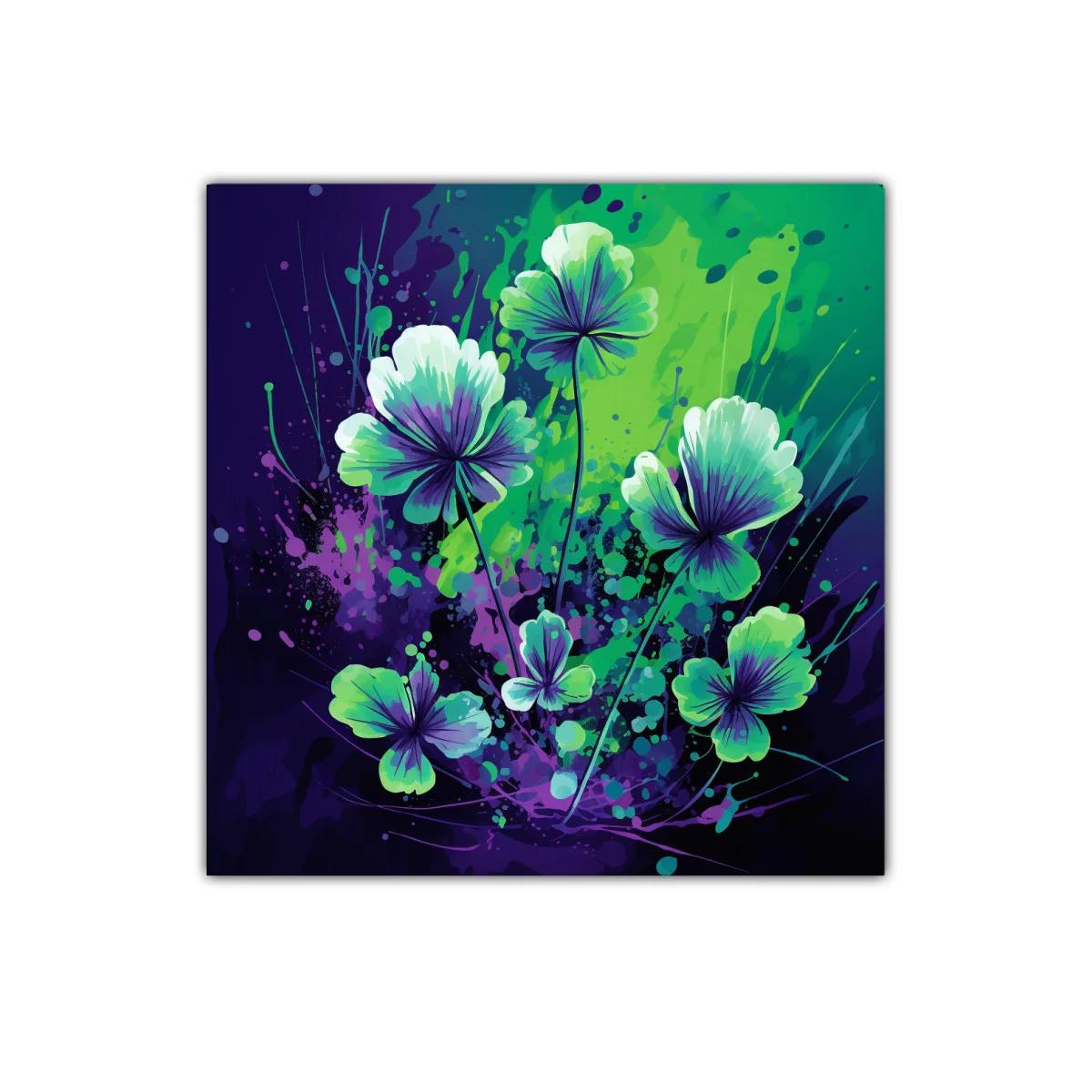 Cuadro decorativo con flores en tonos verdes y morados vibrantes