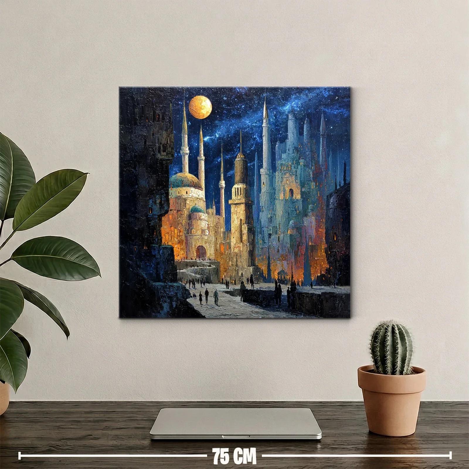 Paisaje urbano nocturno con luna brillante y edificios antiguos — miniatura 2