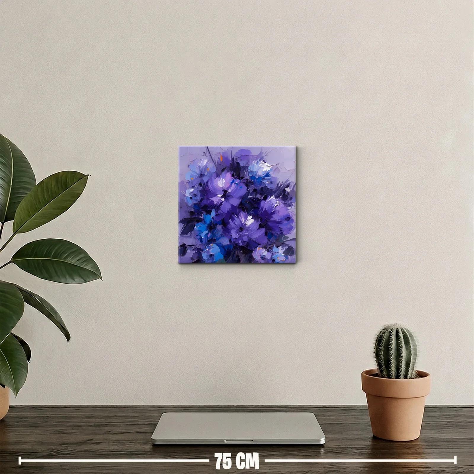 Ramo de flores en tonos morados y azules vibrantes — miniatura 2
