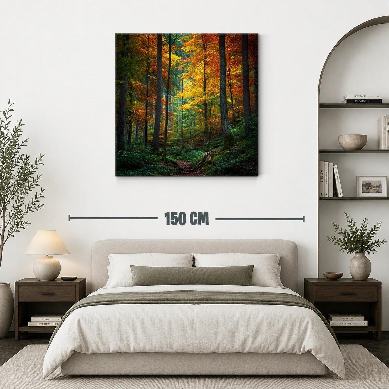 Bosque otoñal con vibrantes hojas anaranjadas y verdes — miniatura 3