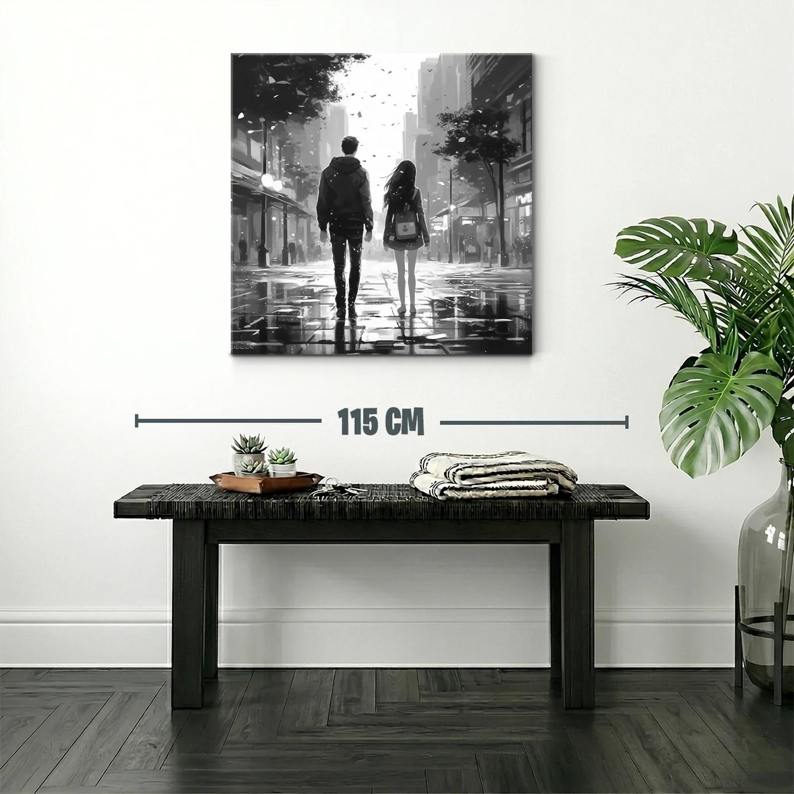 Pareja caminando en ciudad bajo lluvia suave en blanco y negro — miniatura 2