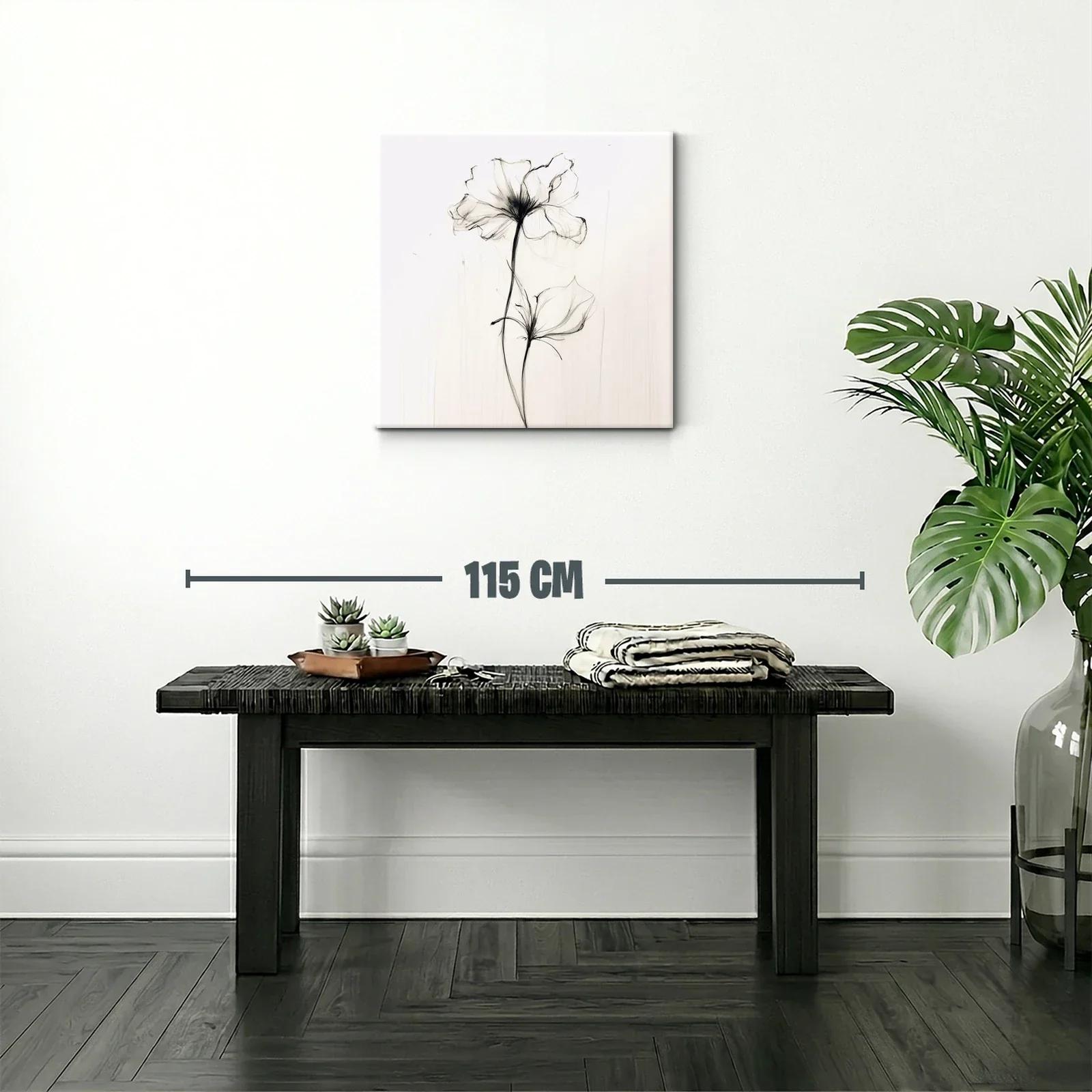 Elegante flor en trazo sutil y delicado en blanco y negro — miniatura 2